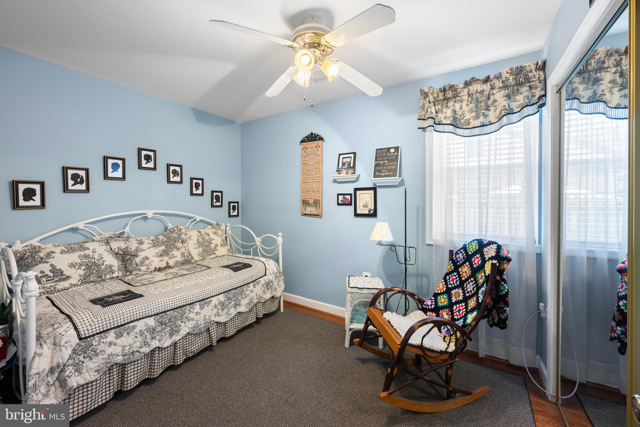 SELBY ON THE BAY - Residential