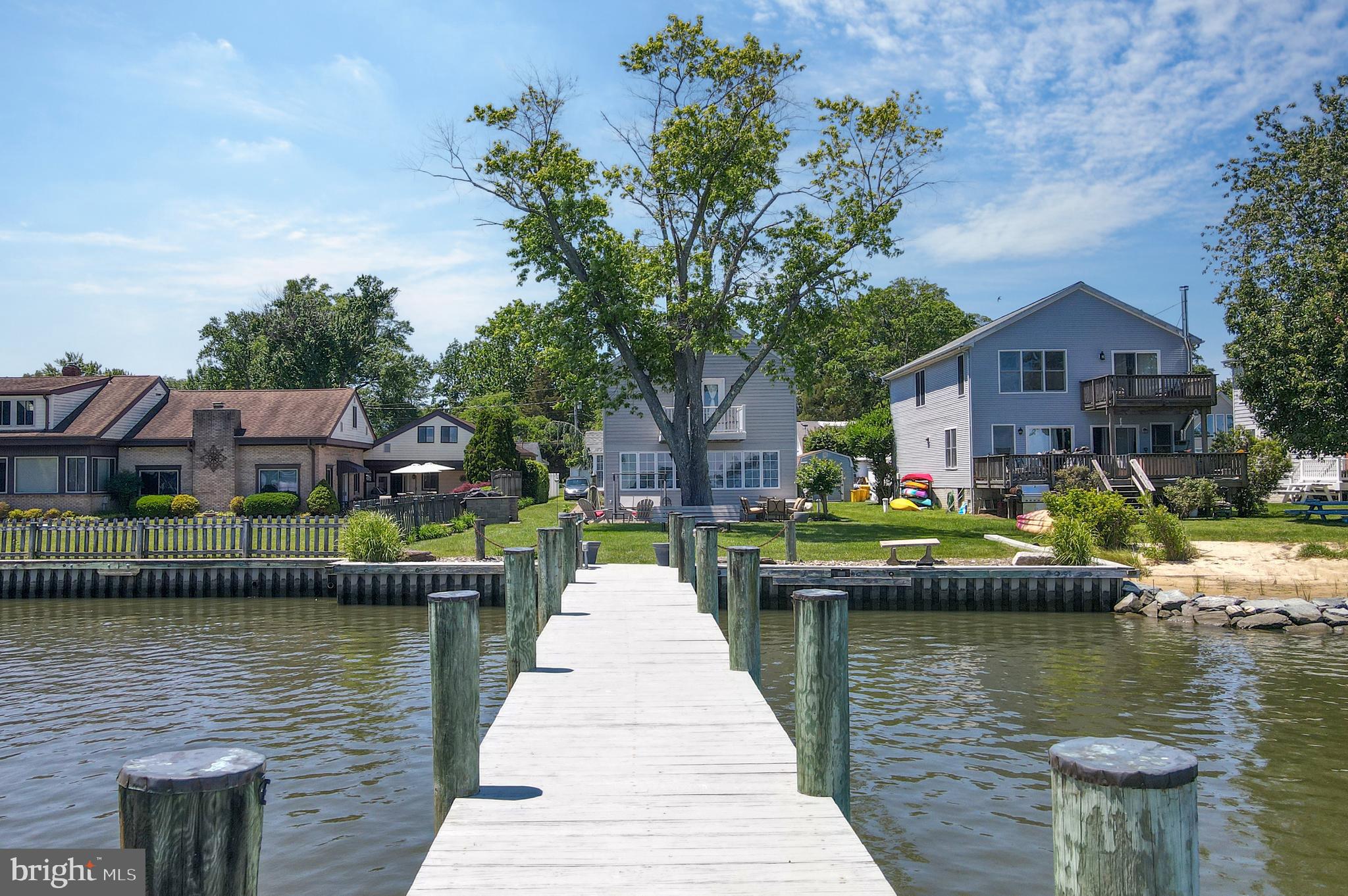 SELBY ON THE BAY - Residential