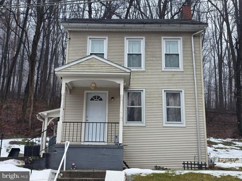 702 WYOMISSING ROAD MOHNTON PA 19540