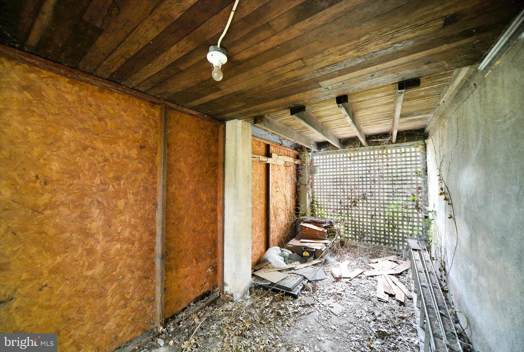 LINWOOD - Residential