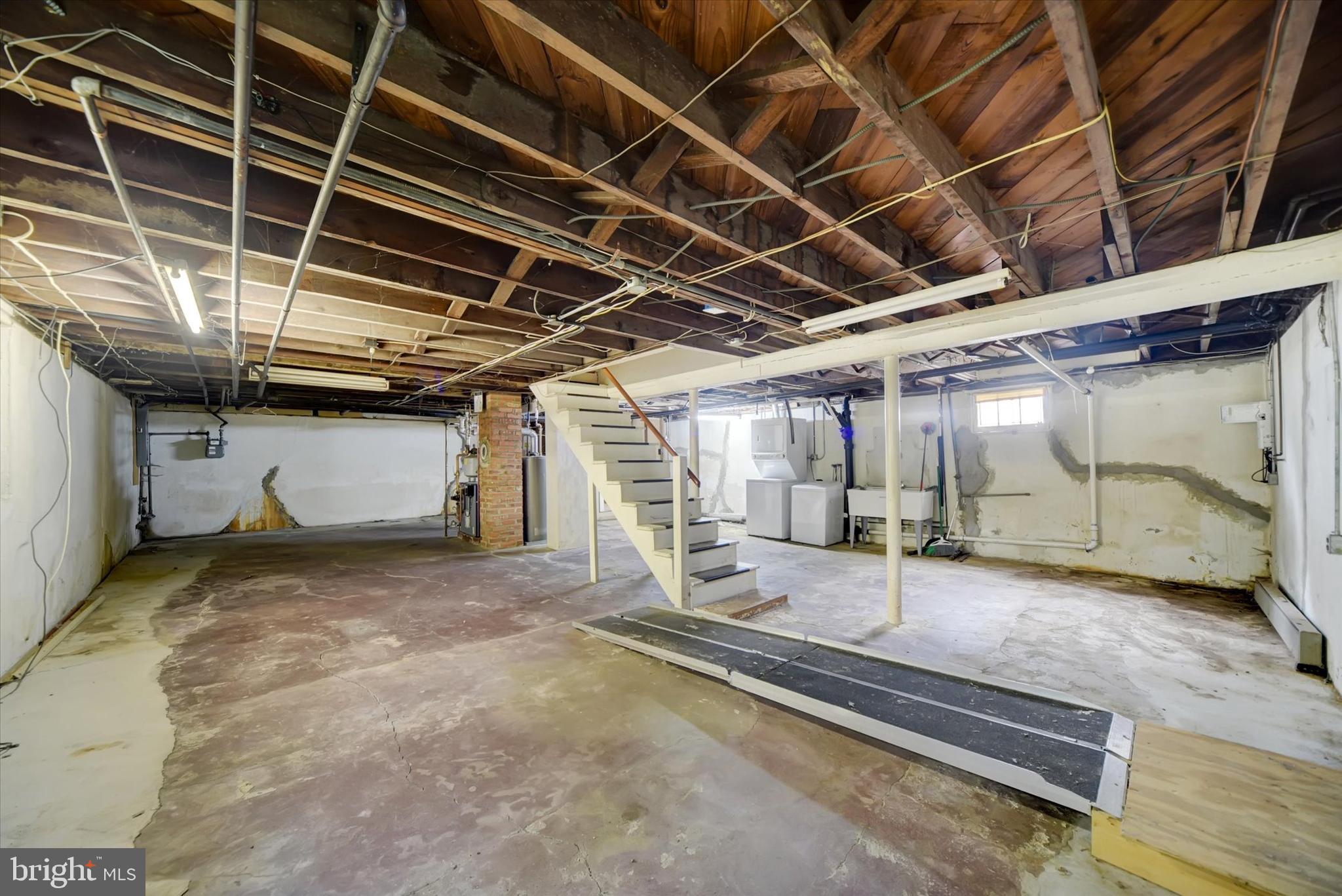 LINWOOD - Residential
