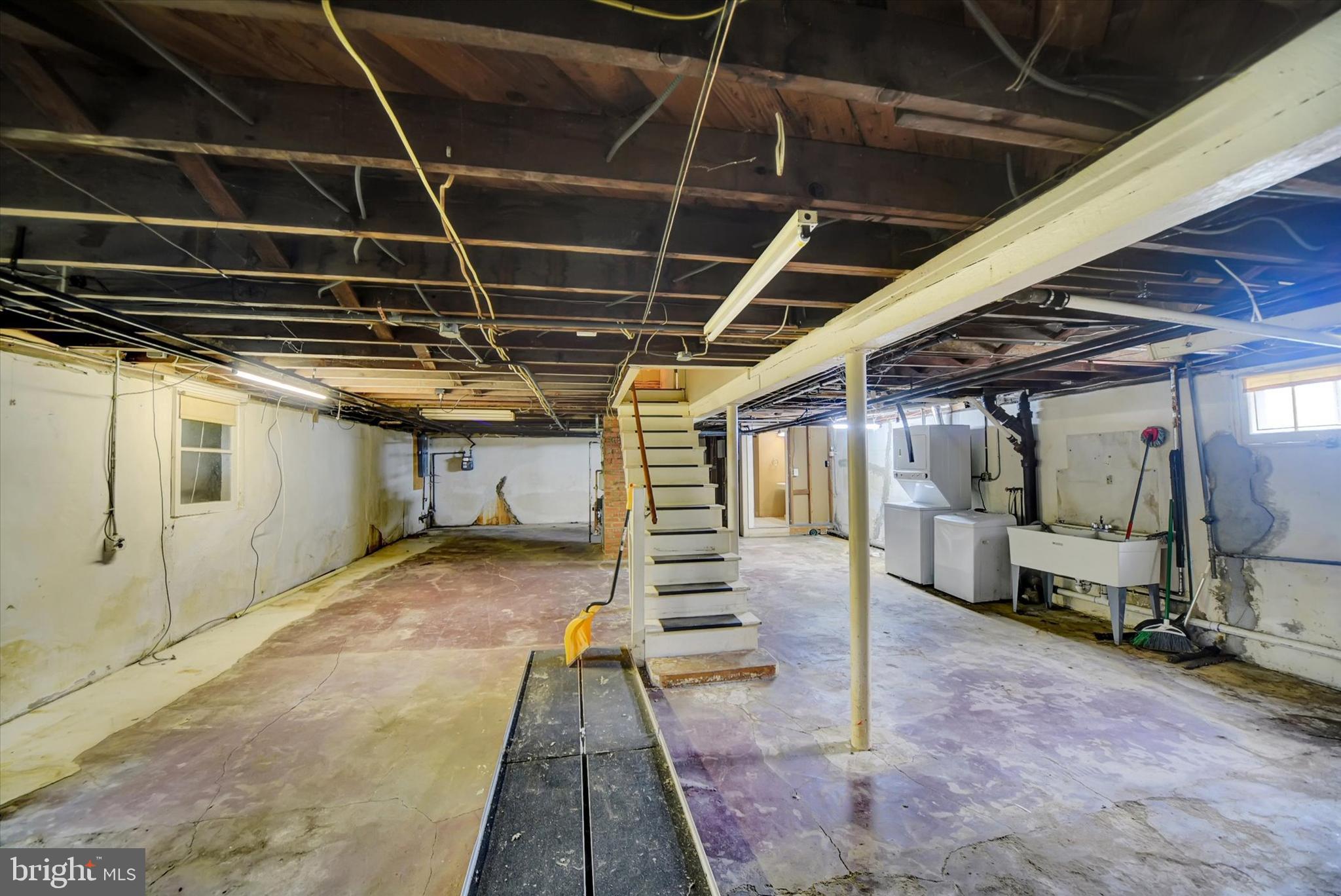 LINWOOD - Residential