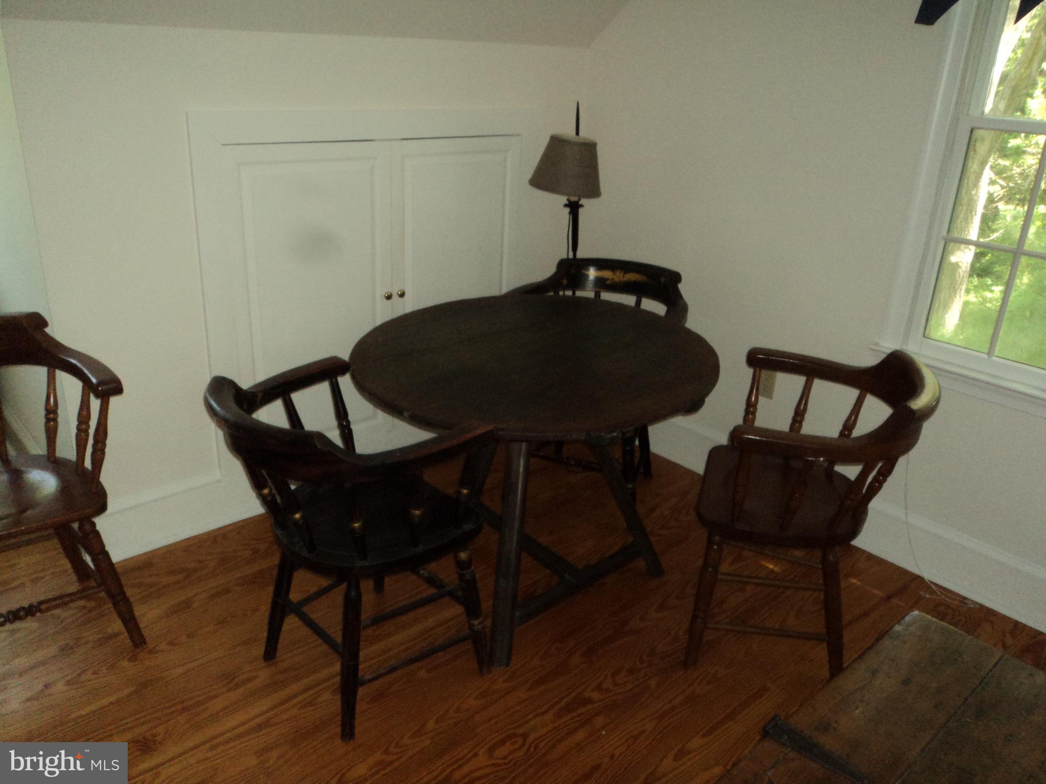 BELLEVUE - Residential Lease