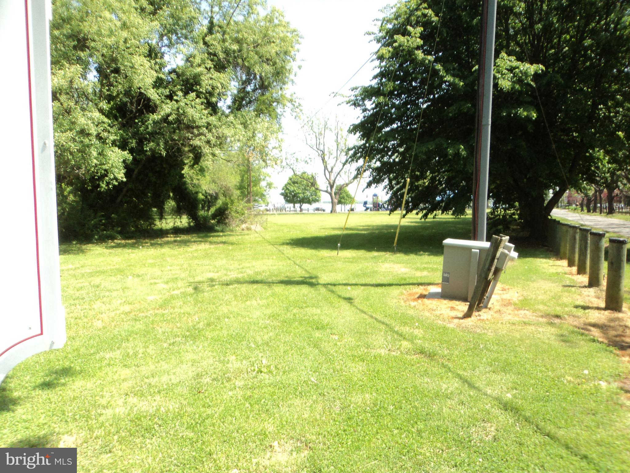 BELLEVUE - Residential Lease