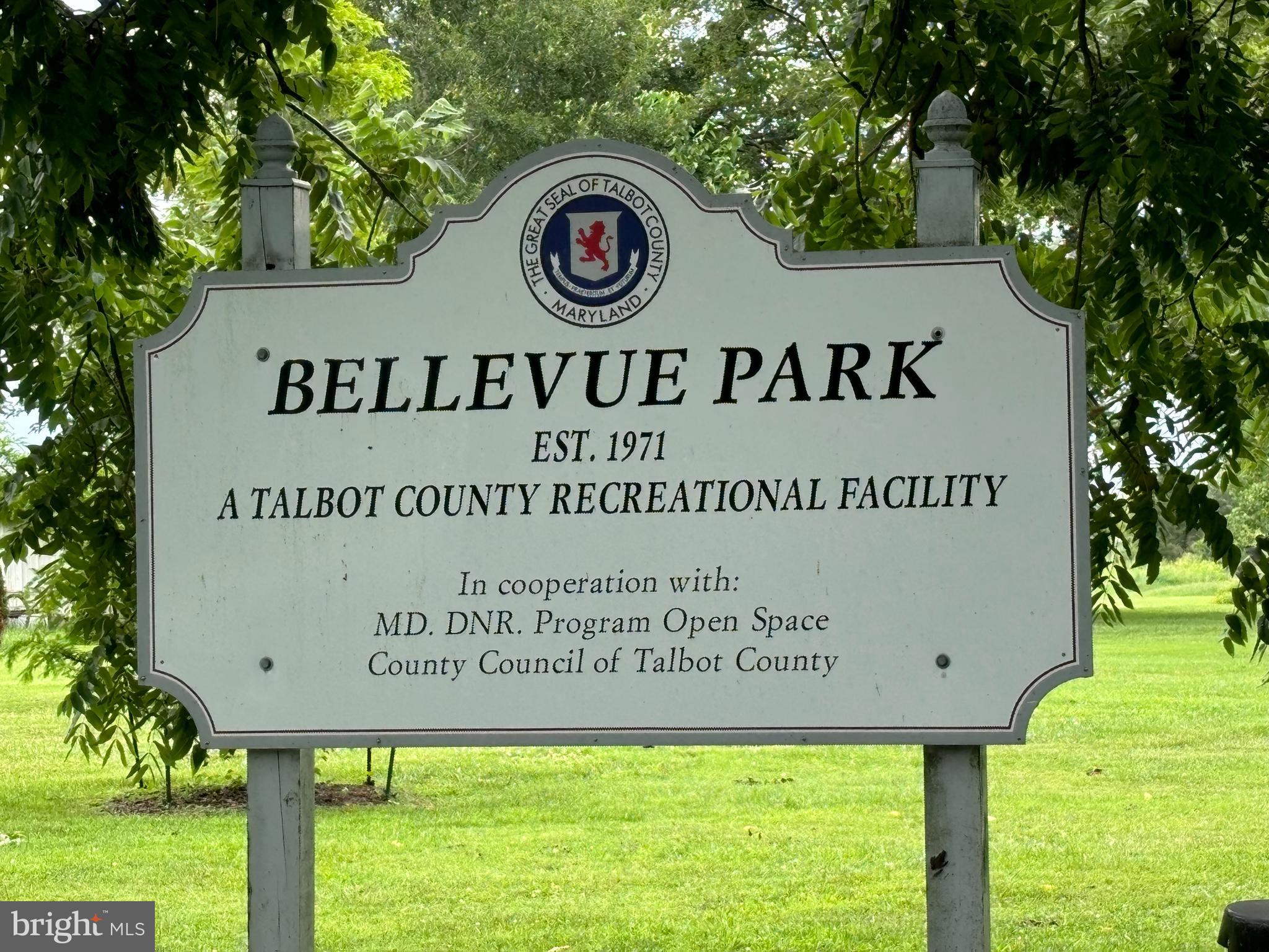 BELLEVUE - Residential Lease