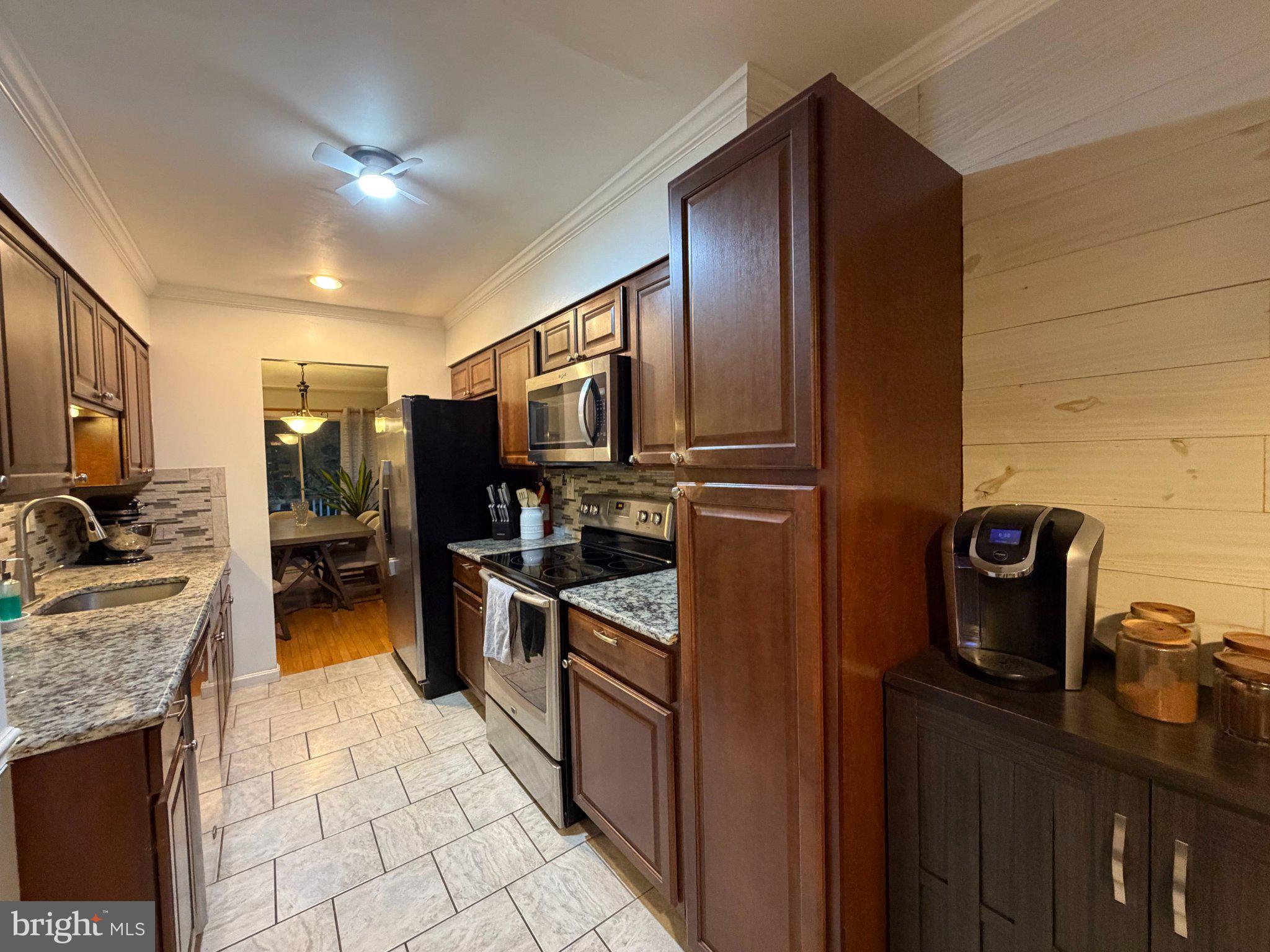 8834 SURVEYORS PLACE