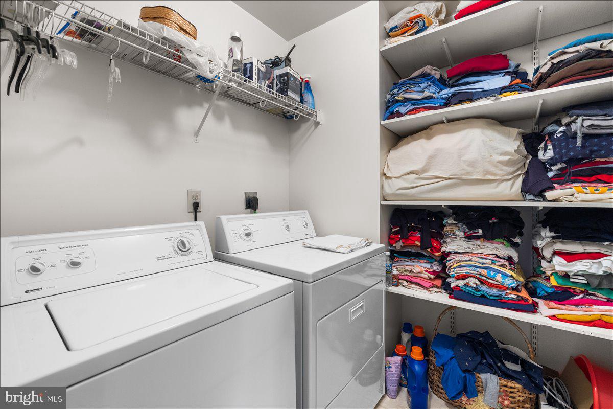 SARATOGA MEADOWS - Residential