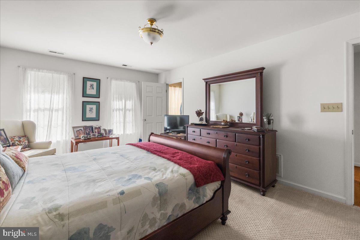 SARATOGA MEADOWS - Residential