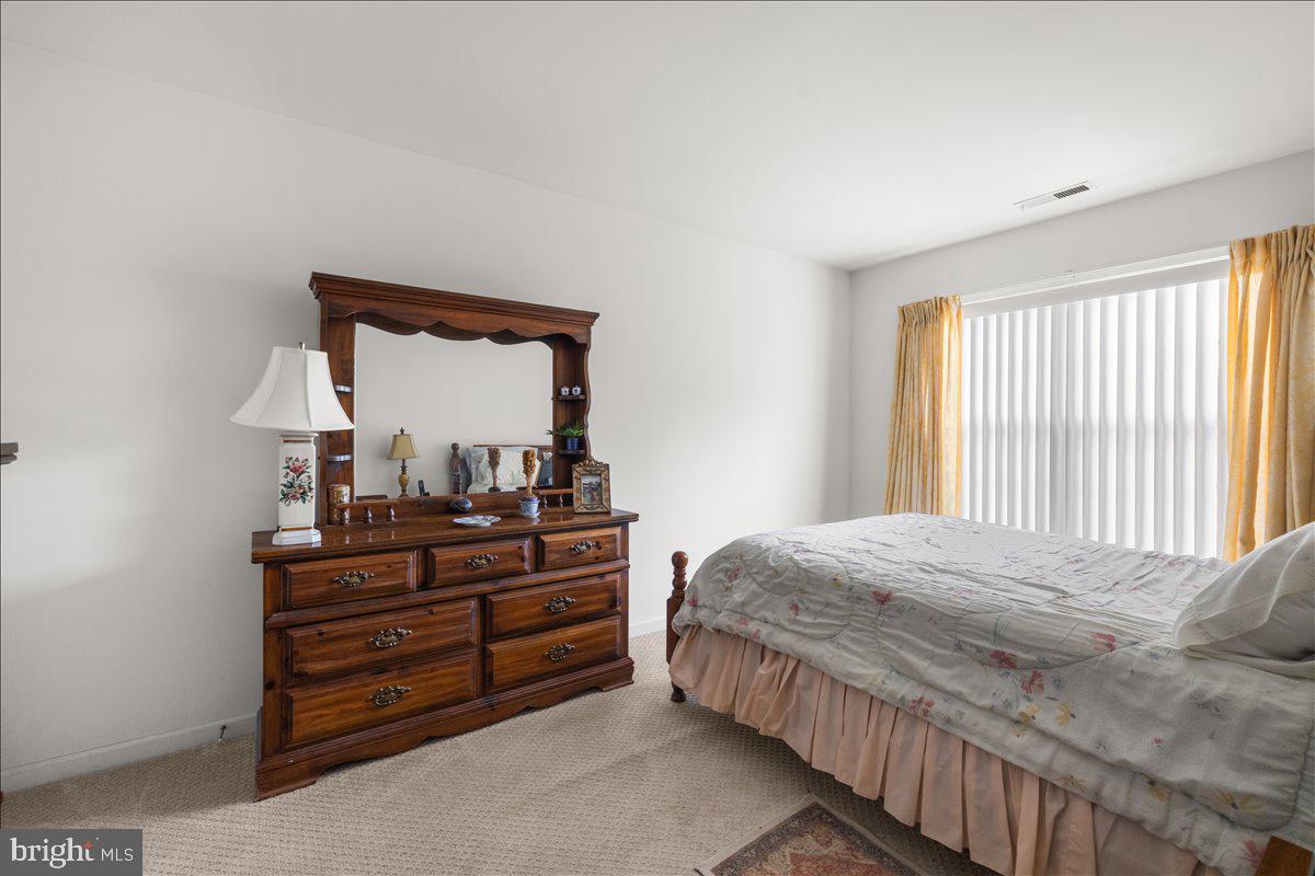 SARATOGA MEADOWS - Residential