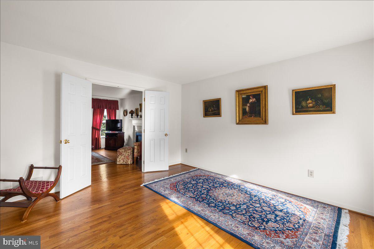 SARATOGA MEADOWS - Residential