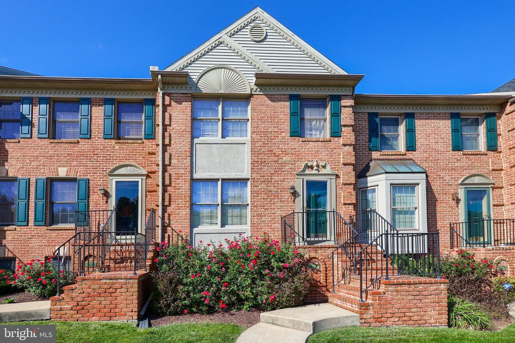 Photo of 105 Cobblestone Lane, LANCASTER, PA 17601 (MLS # PALA2076470)