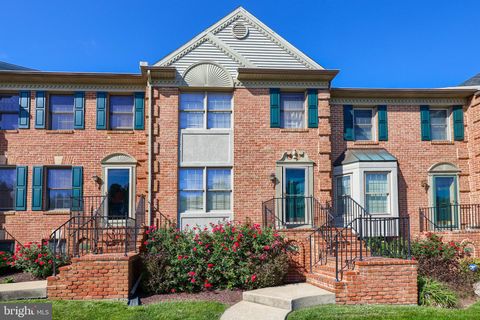 Photo of 105 Cobblestone Lane, LANCASTER, PA 17601 (MLS # PALA2076470)