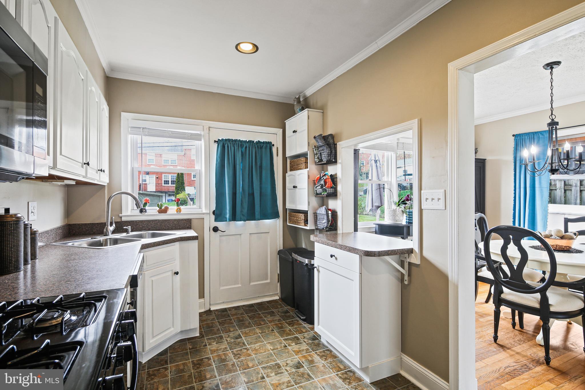 IDLEWOOD - Residential