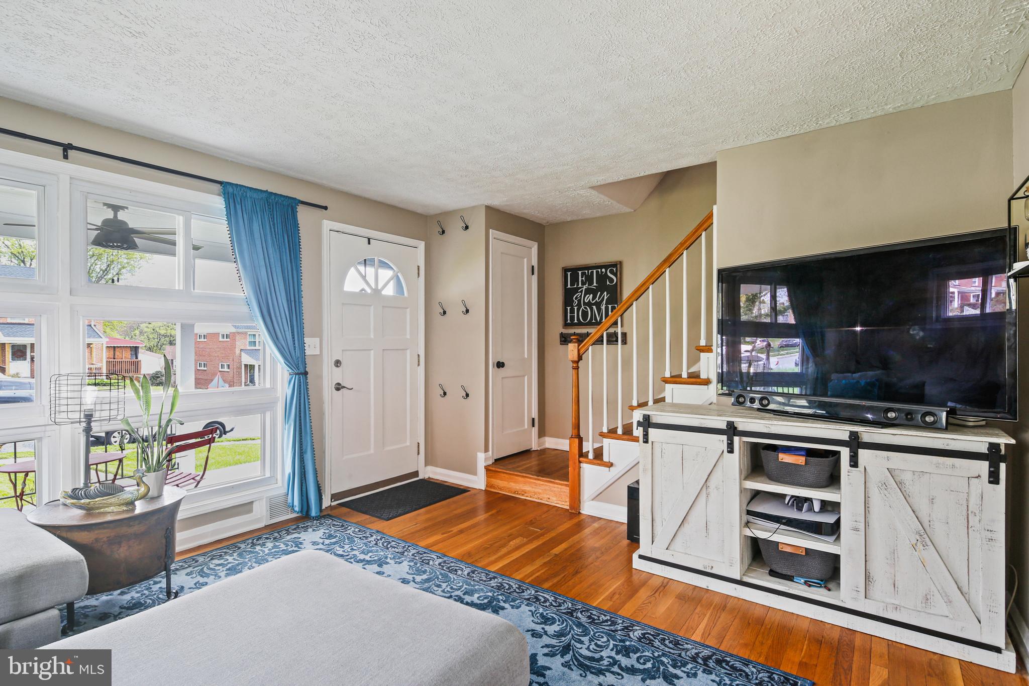 IDLEWOOD - Residential