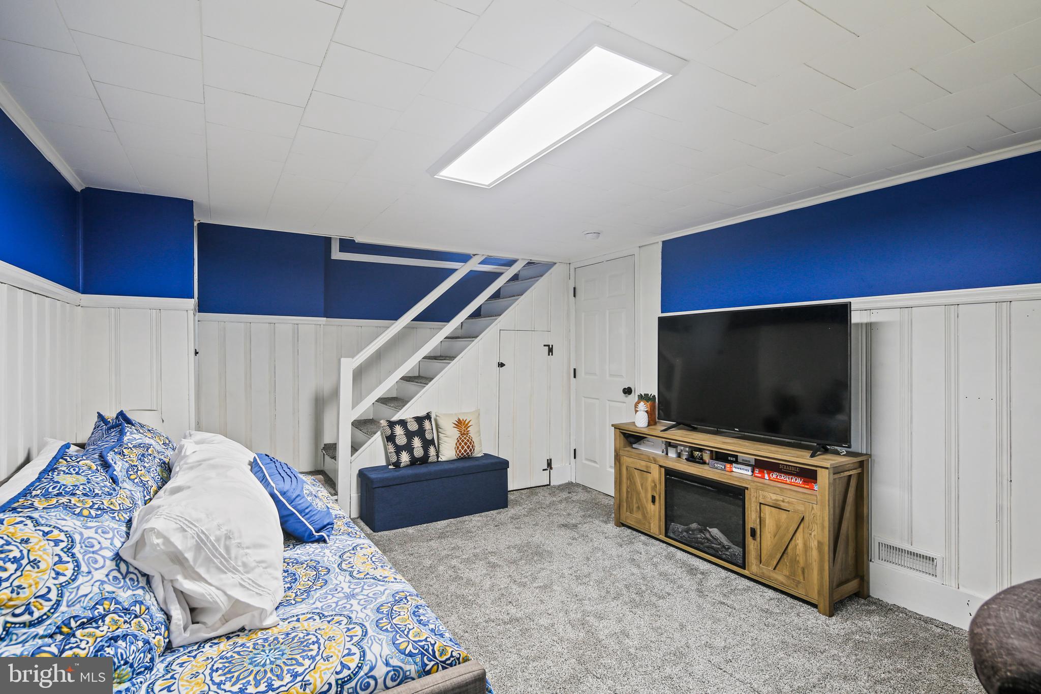 IDLEWOOD - Residential