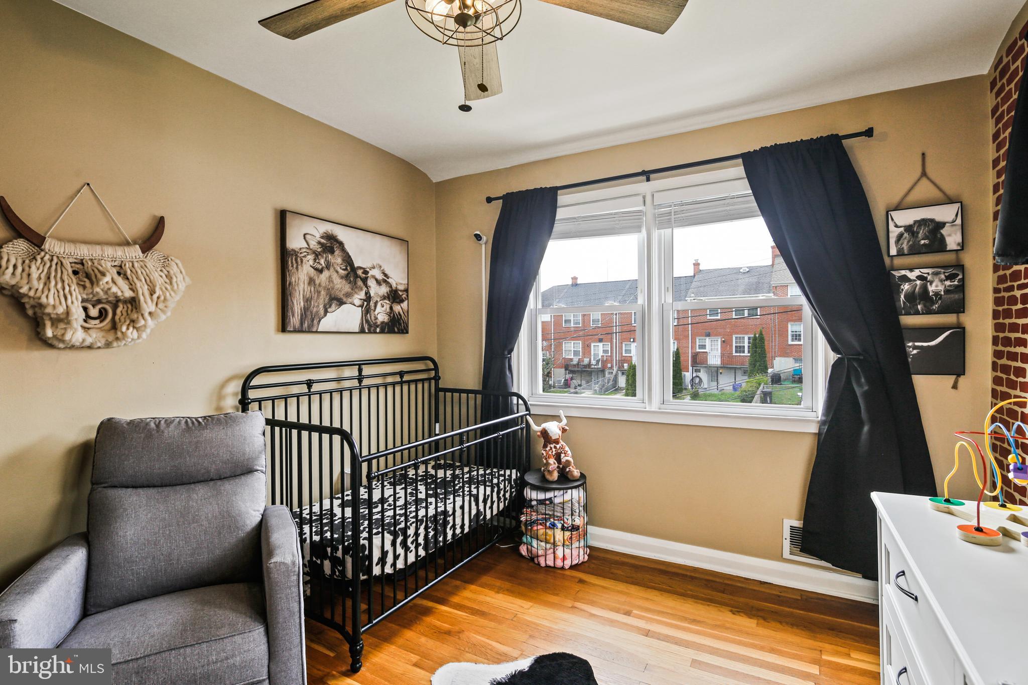 IDLEWOOD - Residential