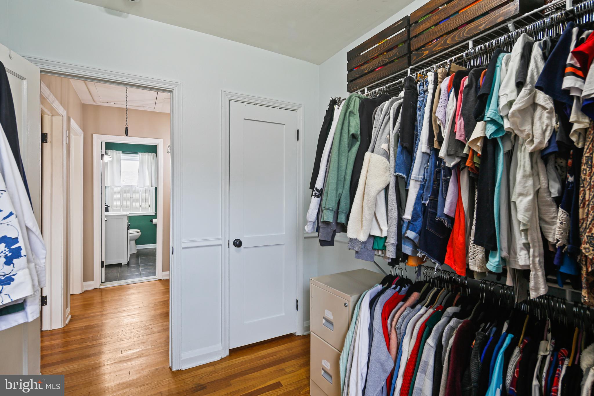 IDLEWOOD - Residential