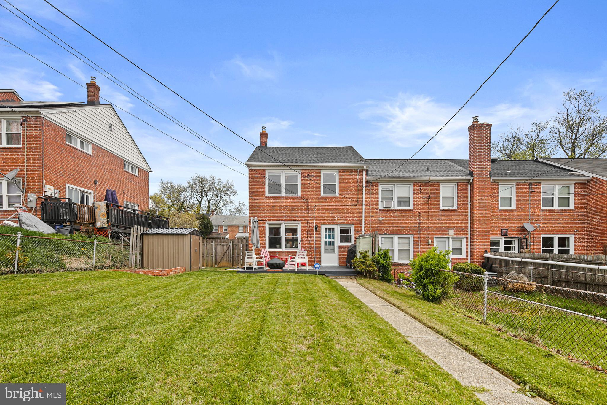 IDLEWOOD - Residential