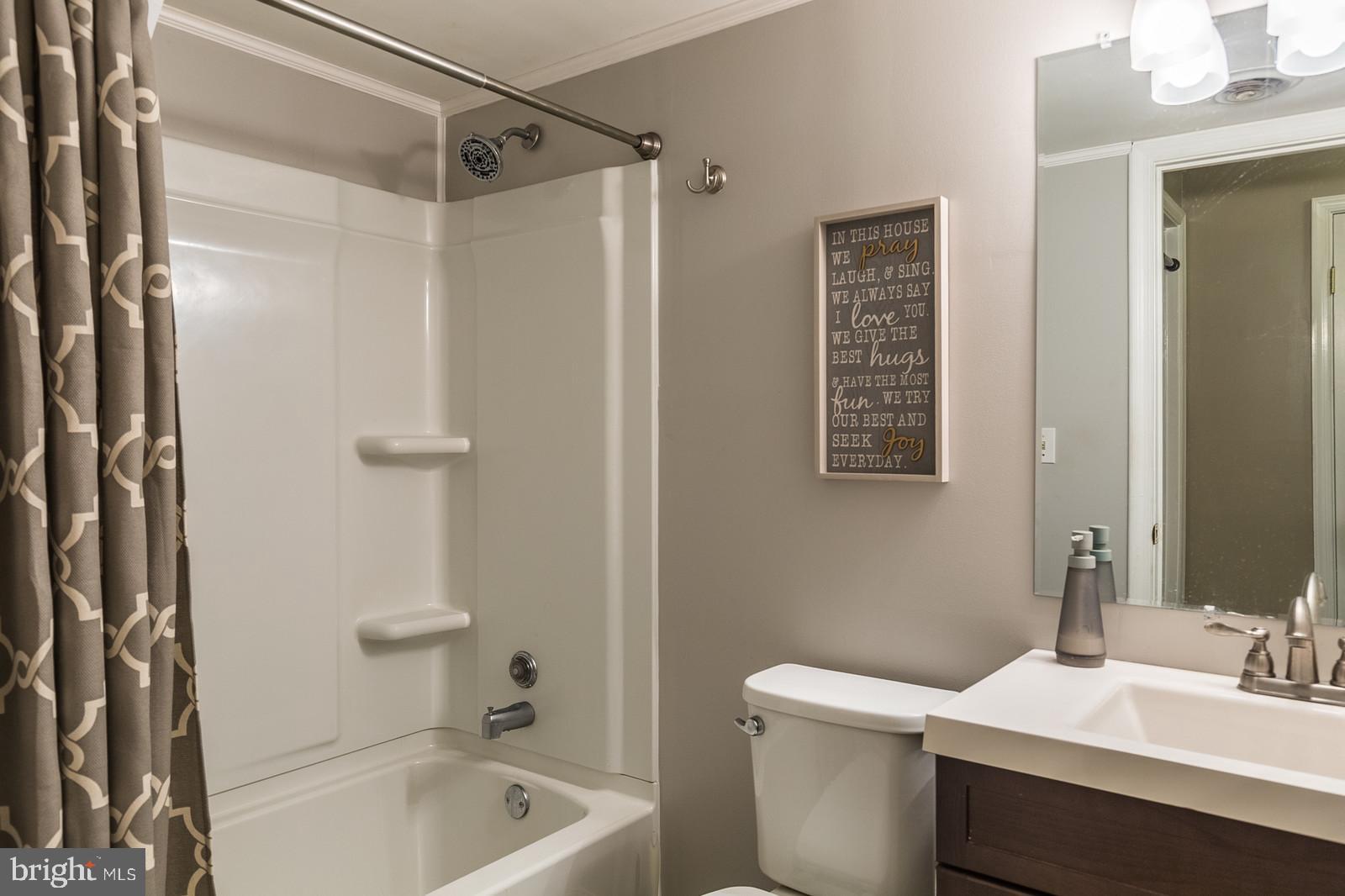 ROSEDALE - Residential