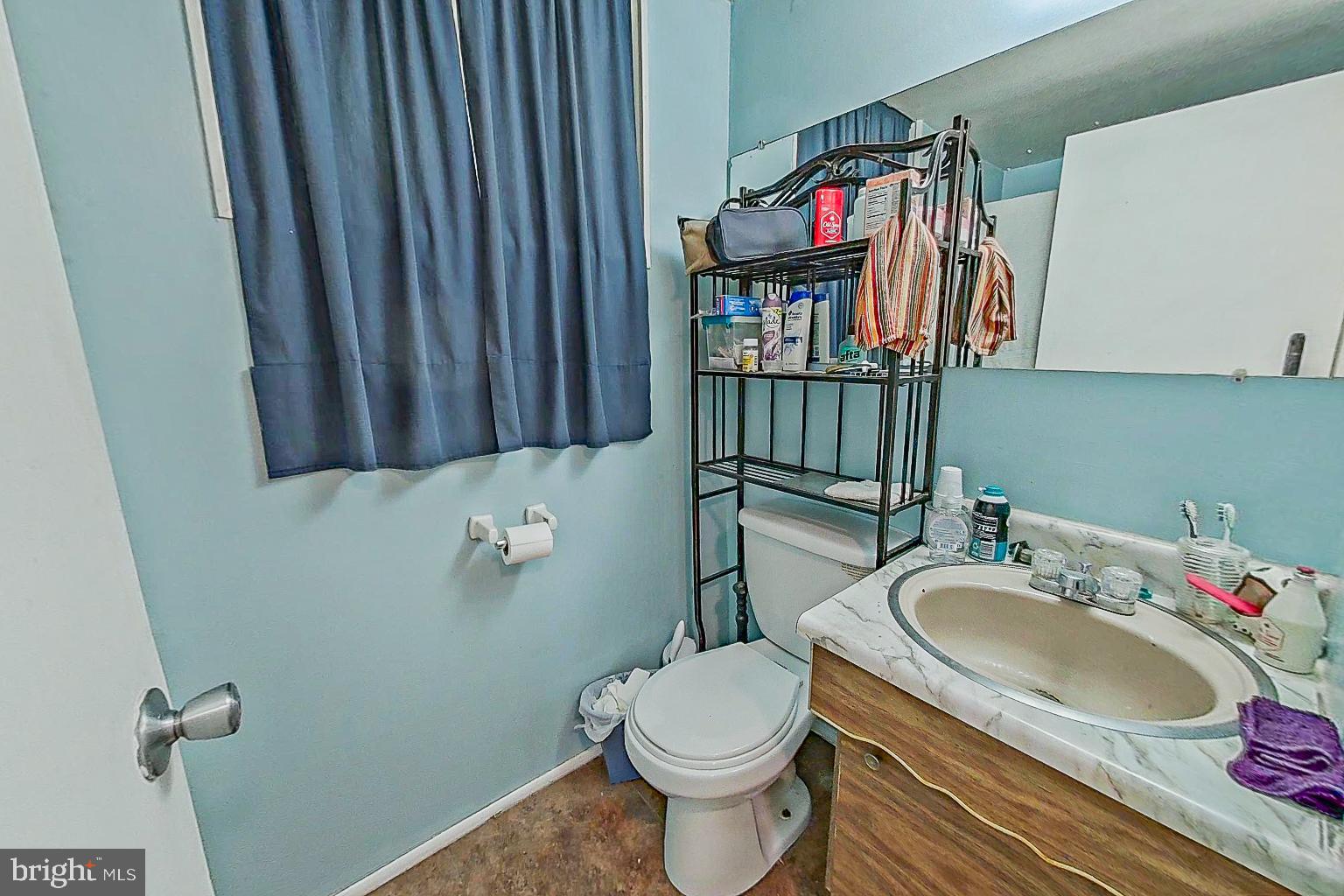CAPITAL ESTATES - Residential