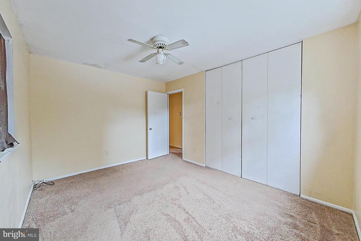 CAPITAL ESTATES - Residential