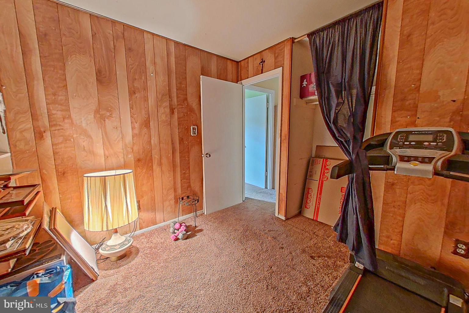 CAPITAL ESTATES - Residential