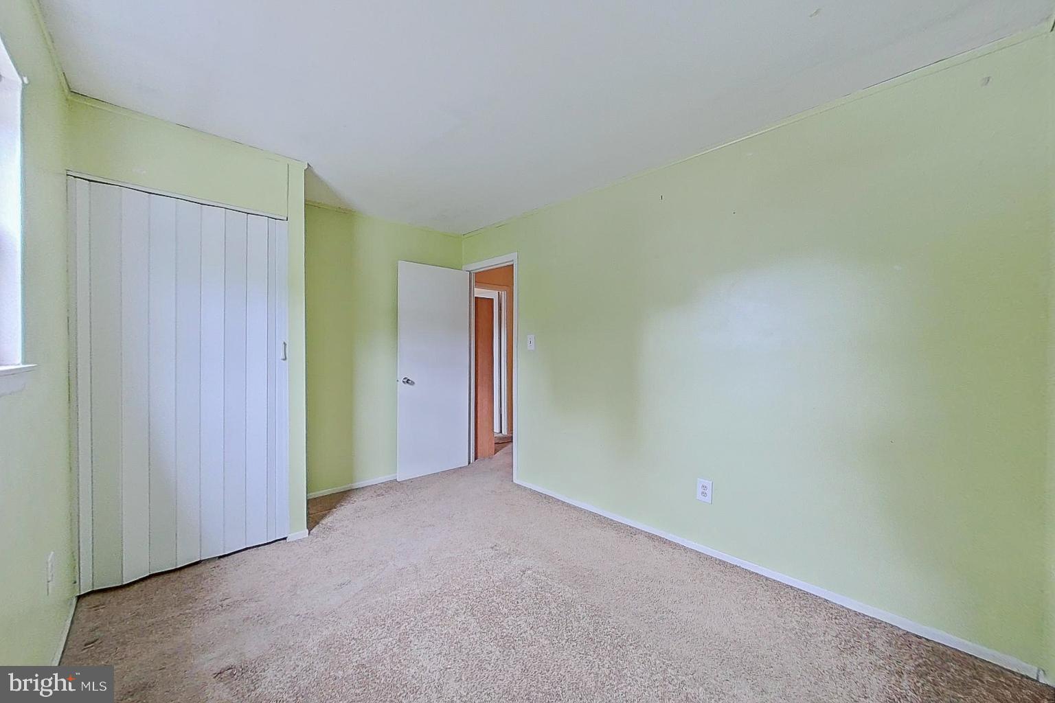 CAPITAL ESTATES - Residential