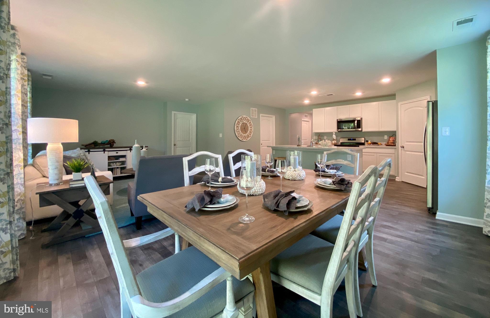 HERITAGE TRACE - Residential