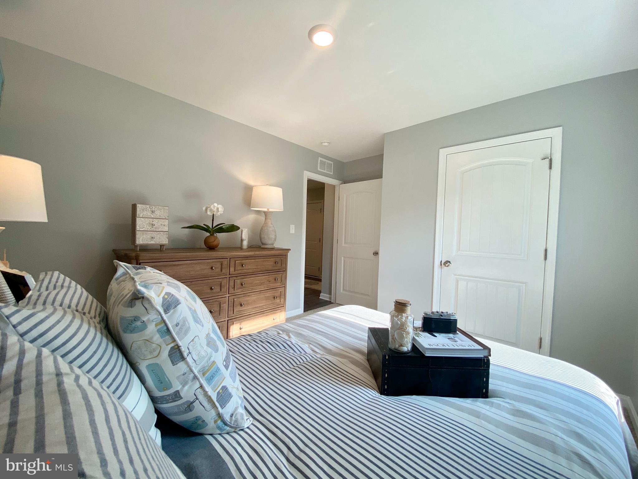 HERITAGE TRACE - Residential