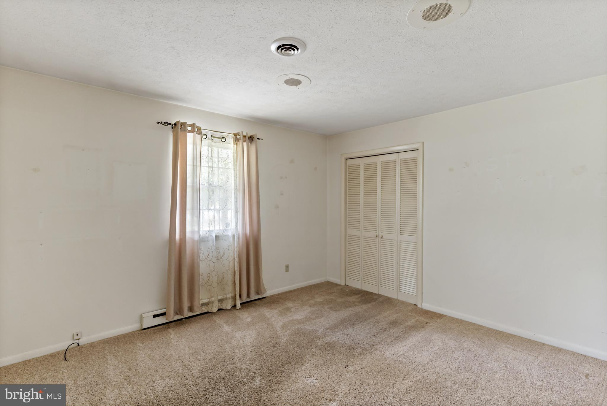 HILLCREST HEIGHTS - Residential