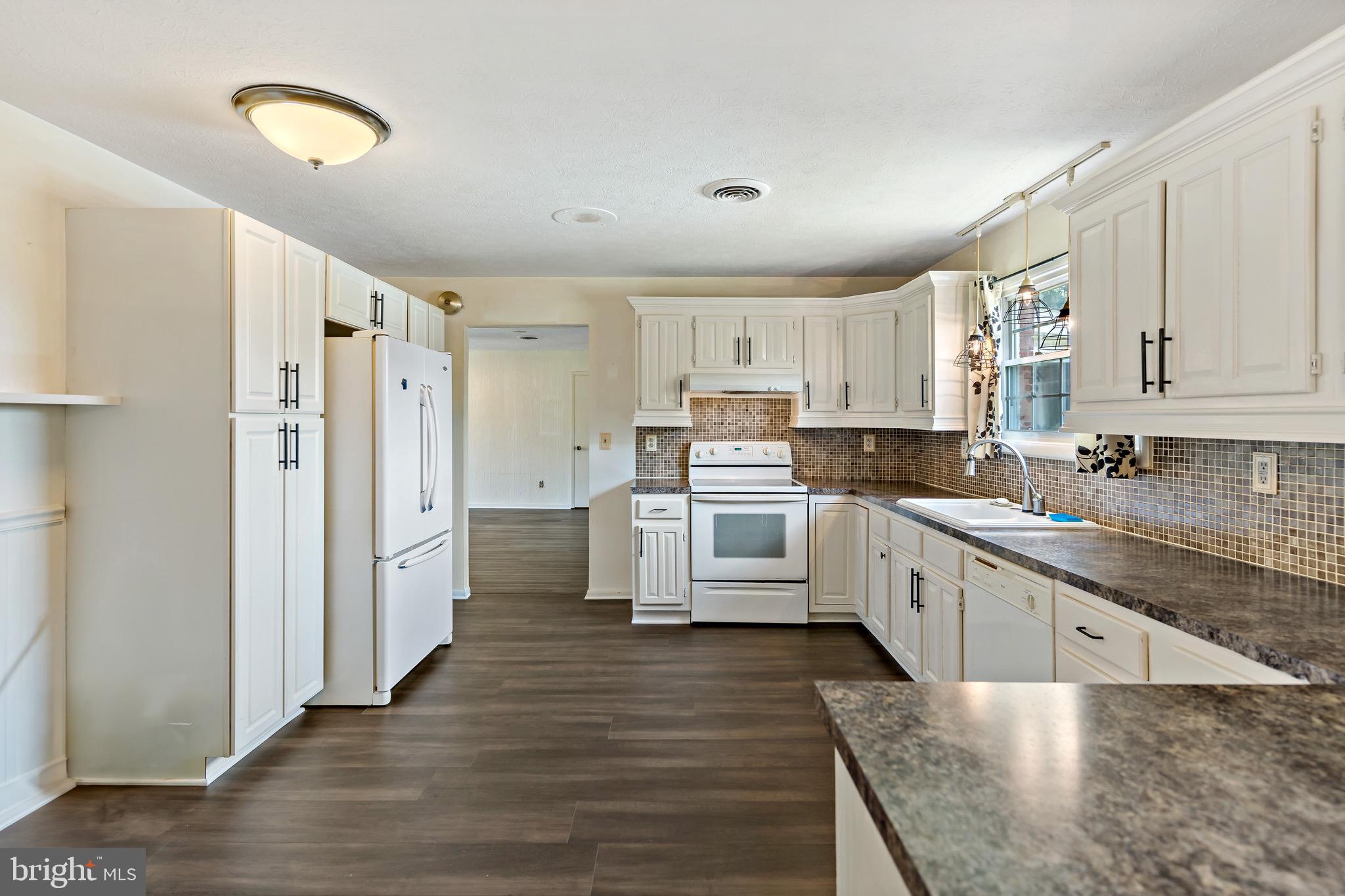 HILLCREST HEIGHTS - Residential