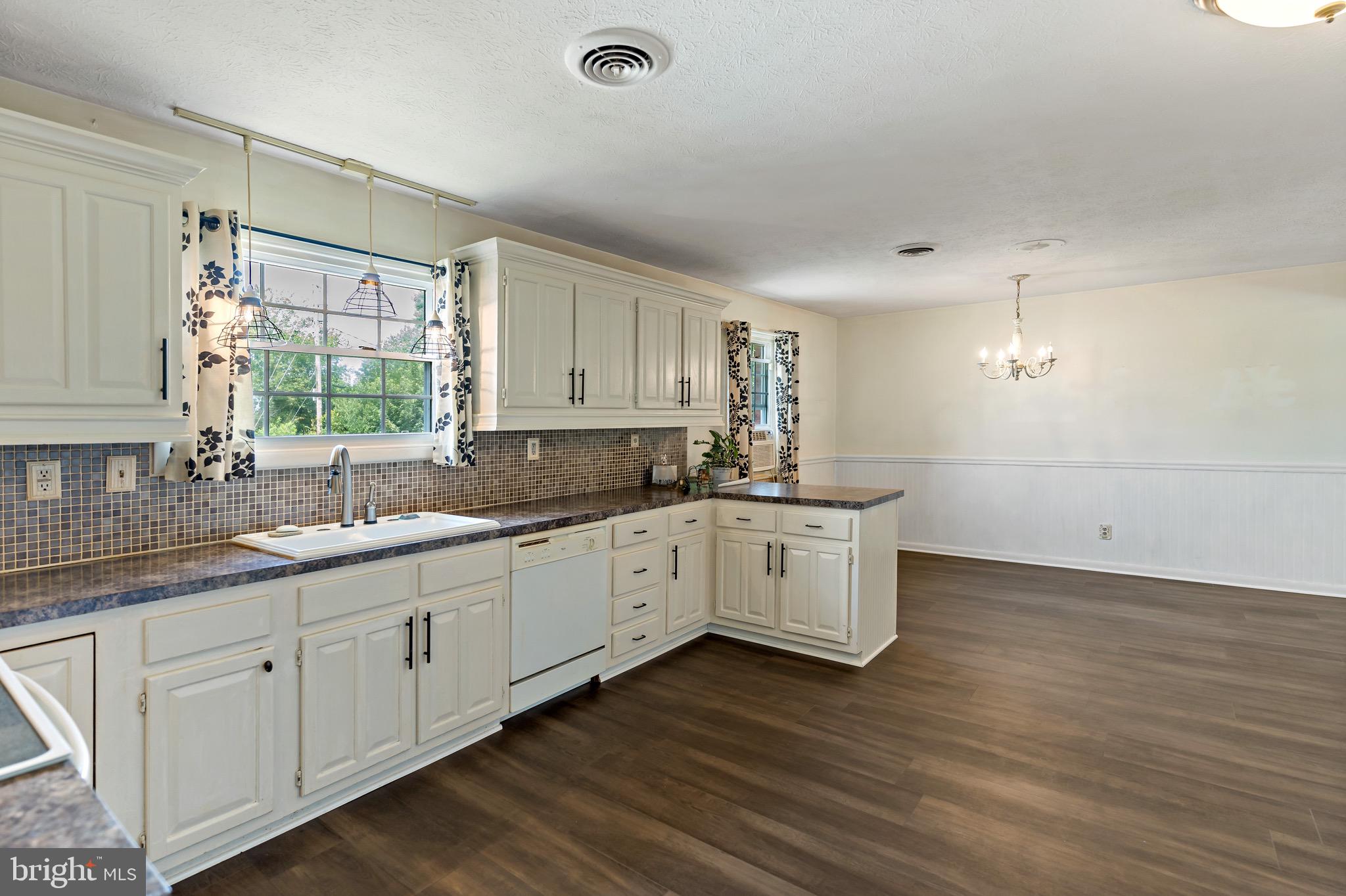 HILLCREST HEIGHTS - Residential