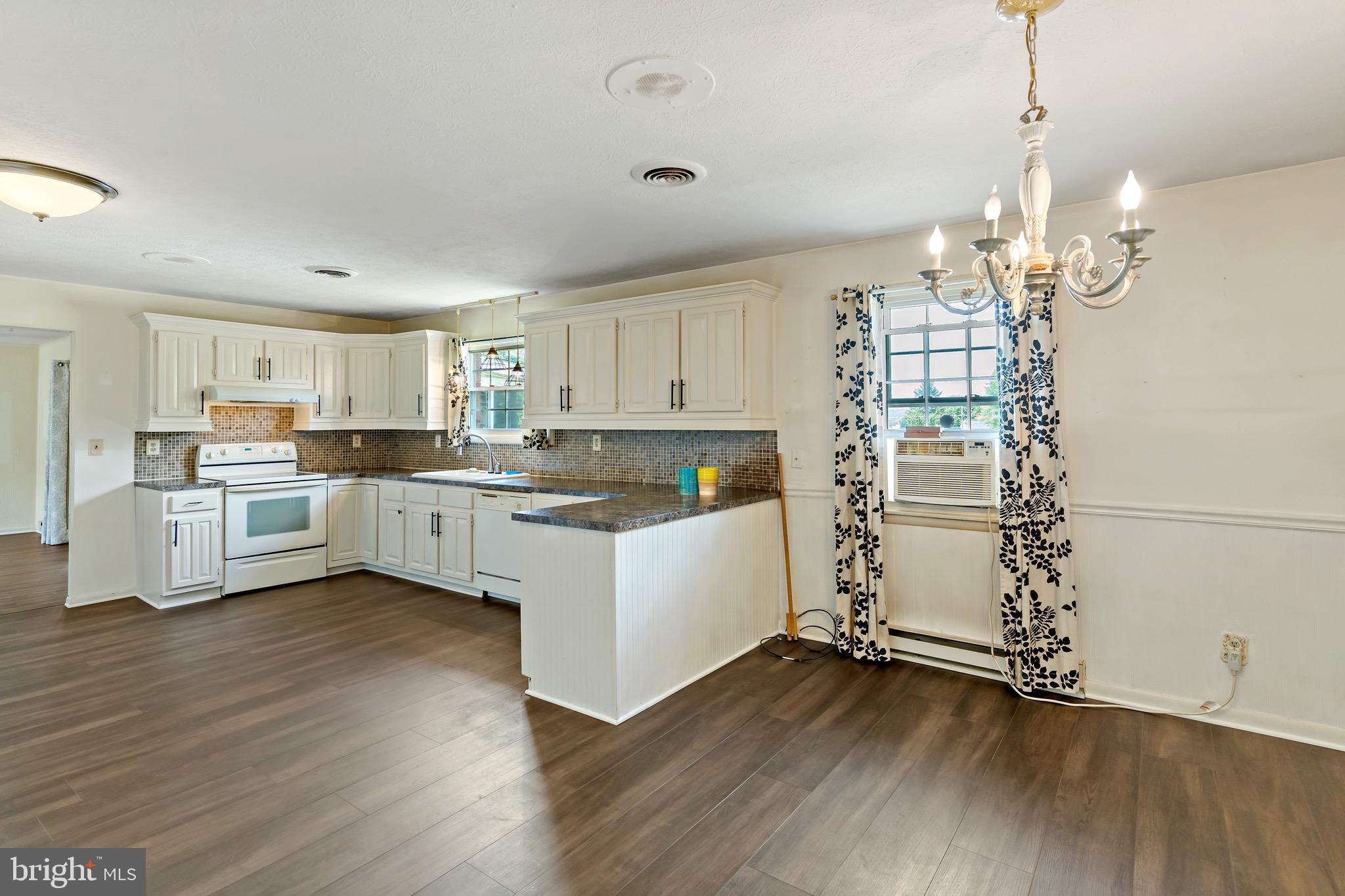 HILLCREST HEIGHTS - Residential