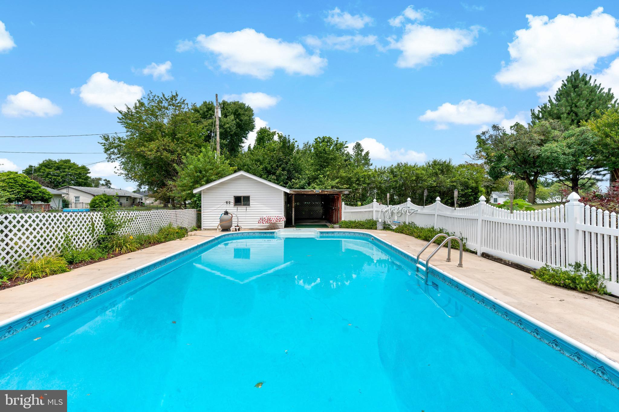 HILLCREST HEIGHTS - Residential