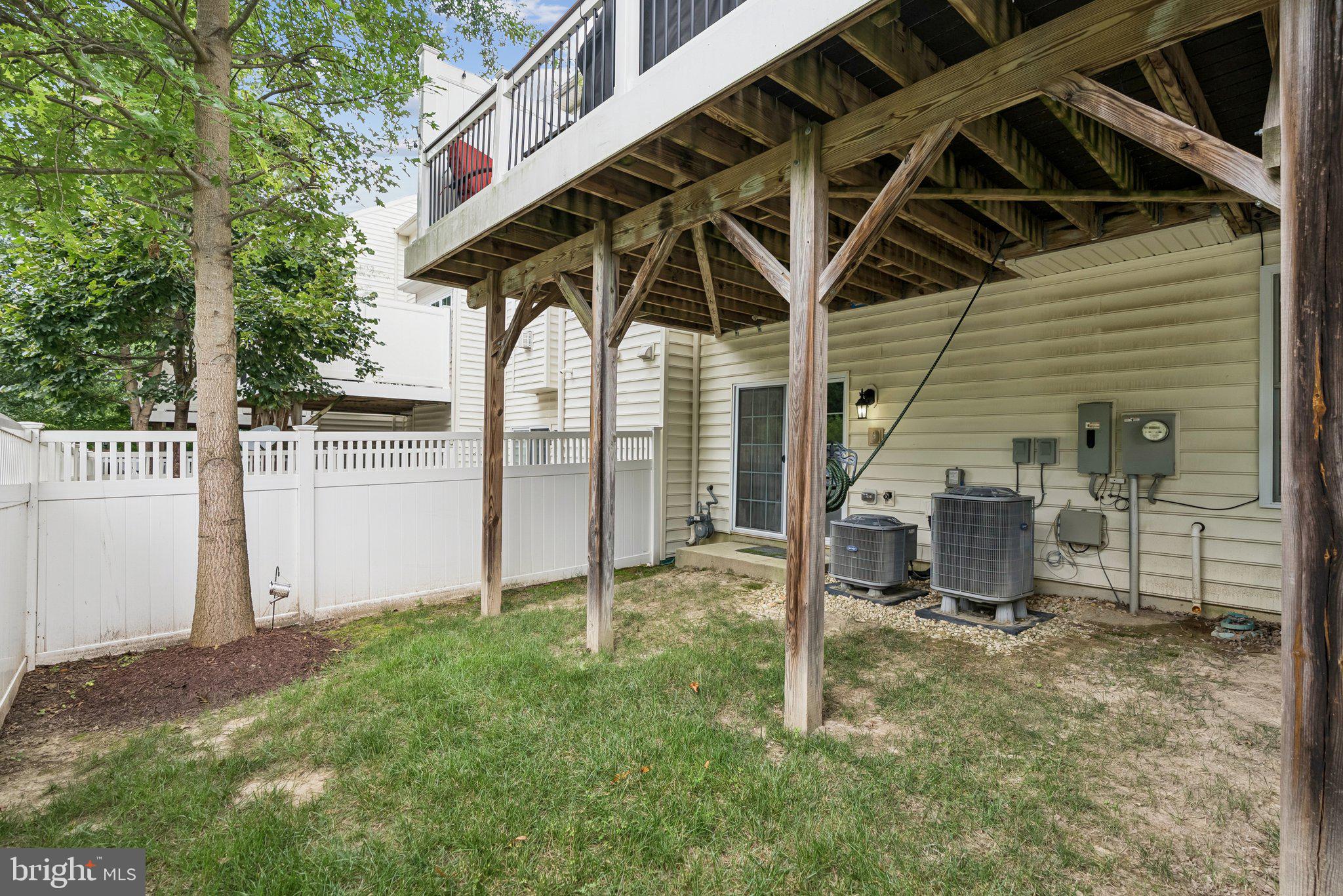 MARLBORO RIDGE - Residential