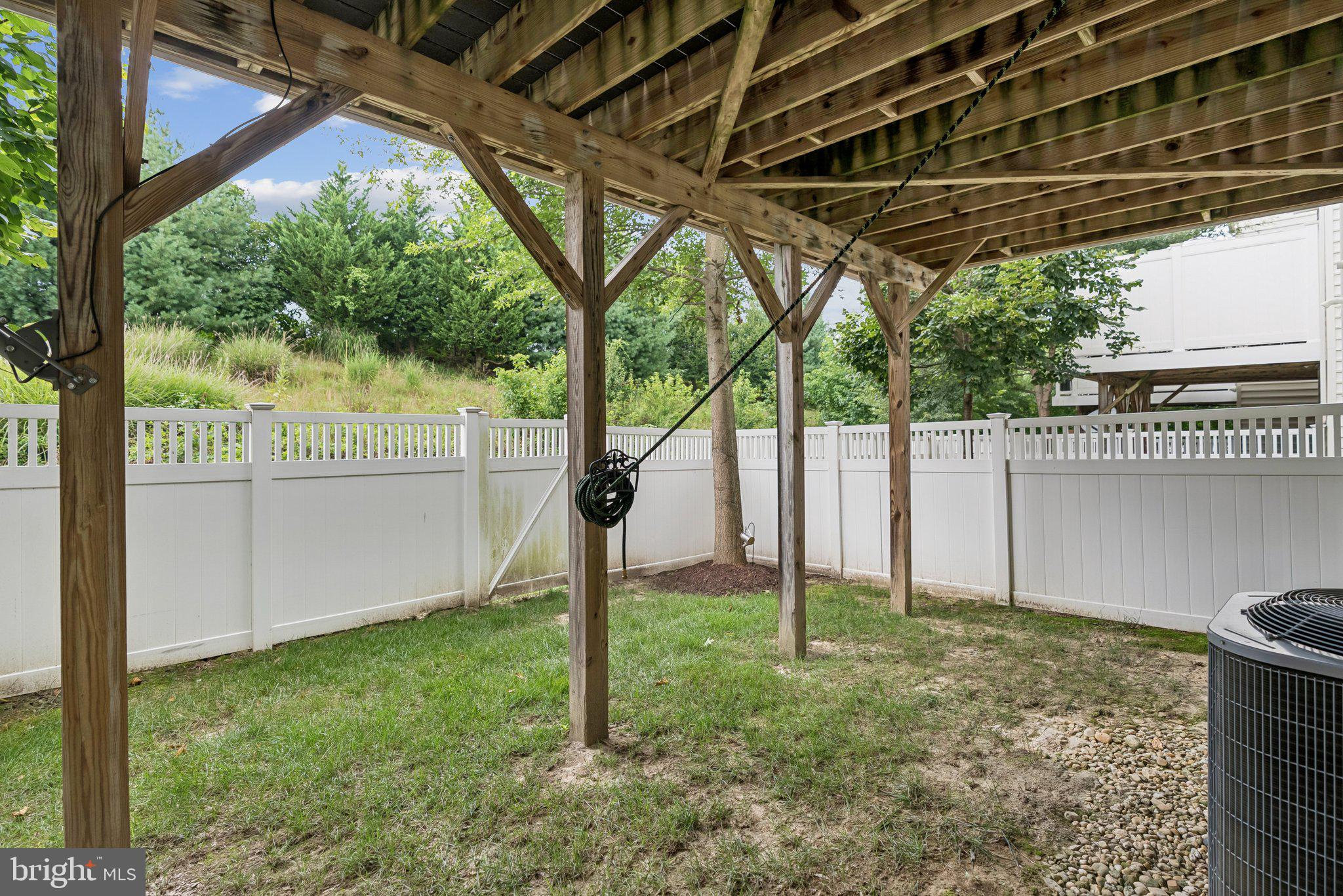 MARLBORO RIDGE - Residential