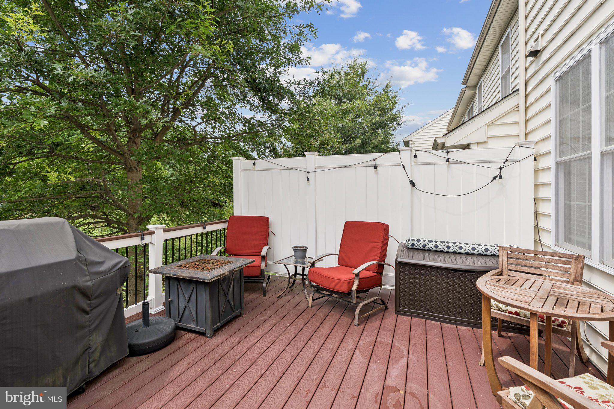 MARLBORO RIDGE - Residential