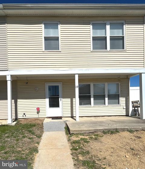 19 LAMONT COURT SICKLERVILLE NJ 08081