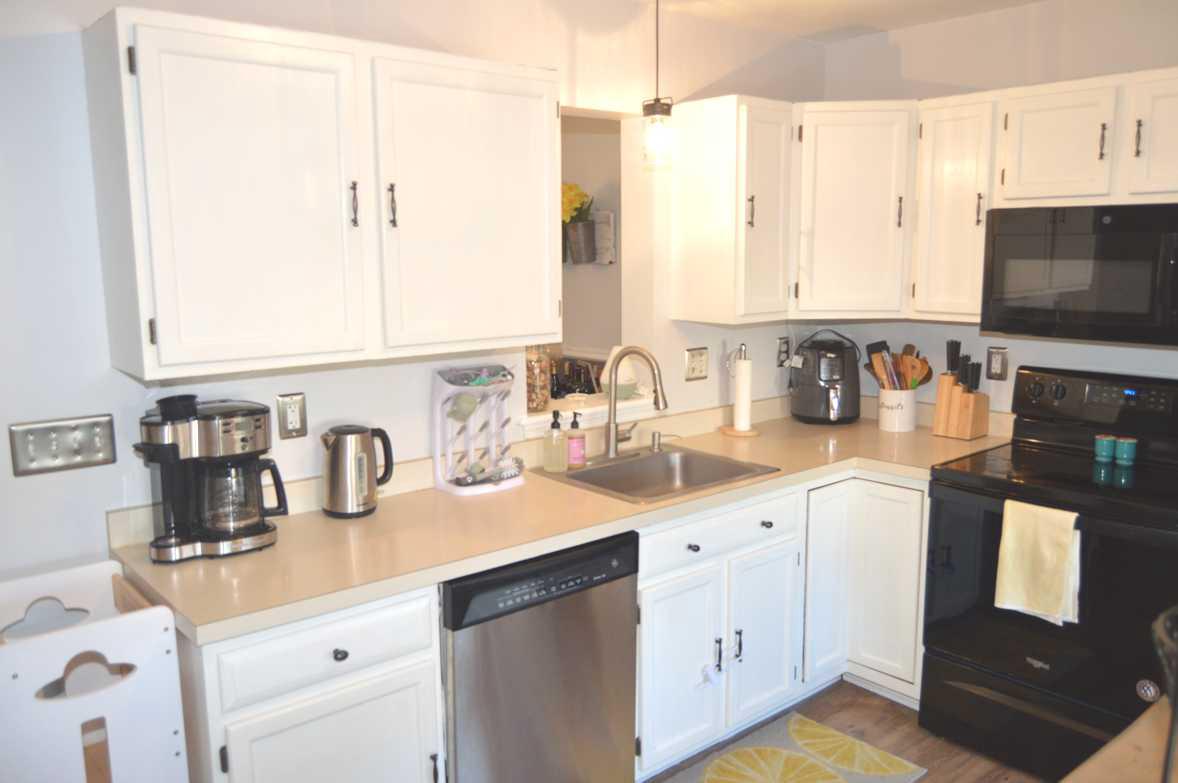 LAUREL SPRINGS - Residential