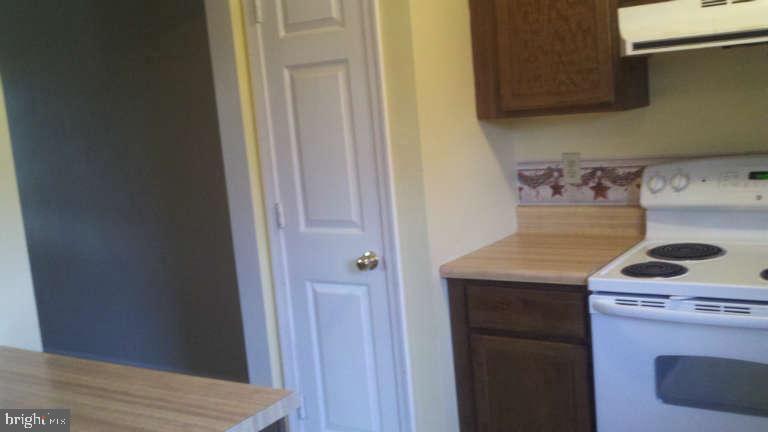 PLANTATION FOREST - Residential Lease