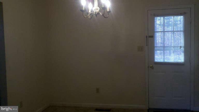 PLANTATION FOREST - Residential Lease