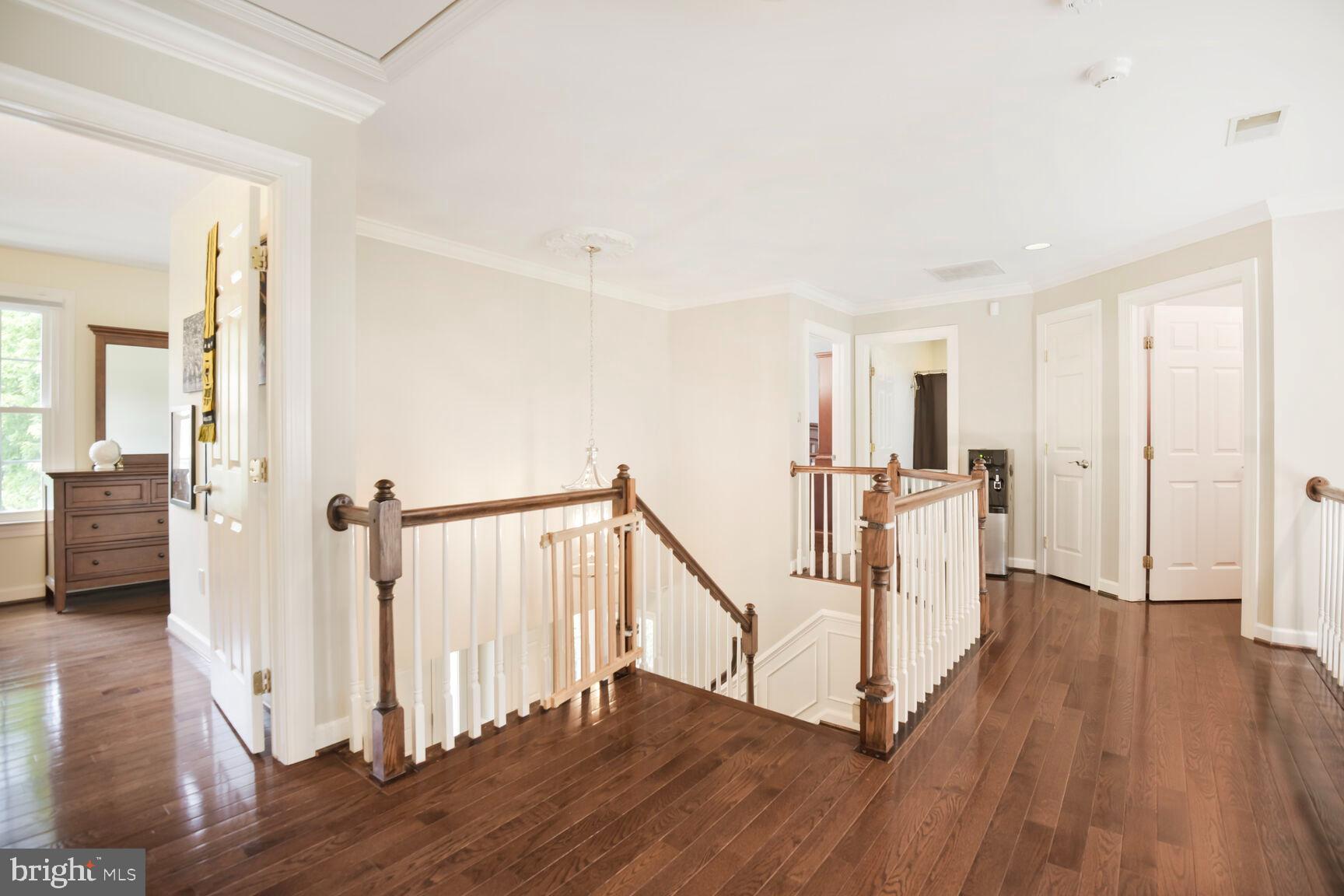 HALLOWELL - Residential