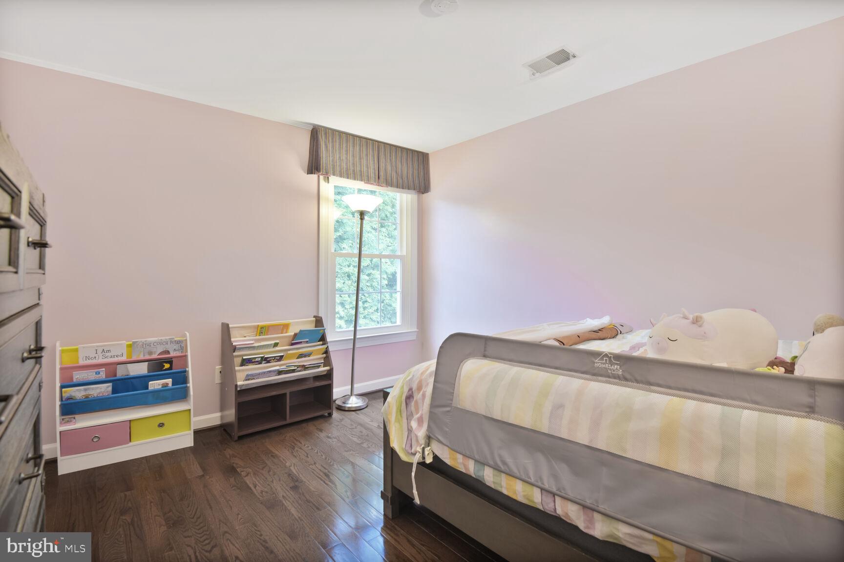 HALLOWELL - Residential