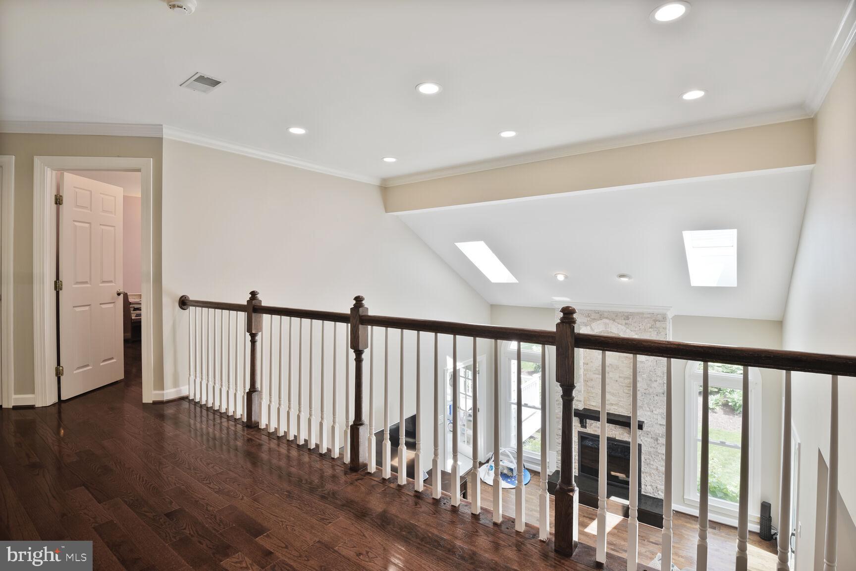 HALLOWELL - Residential