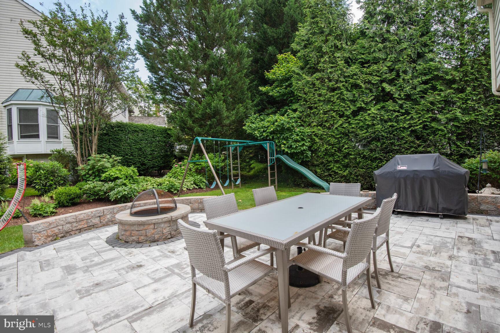 HALLOWELL - Residential