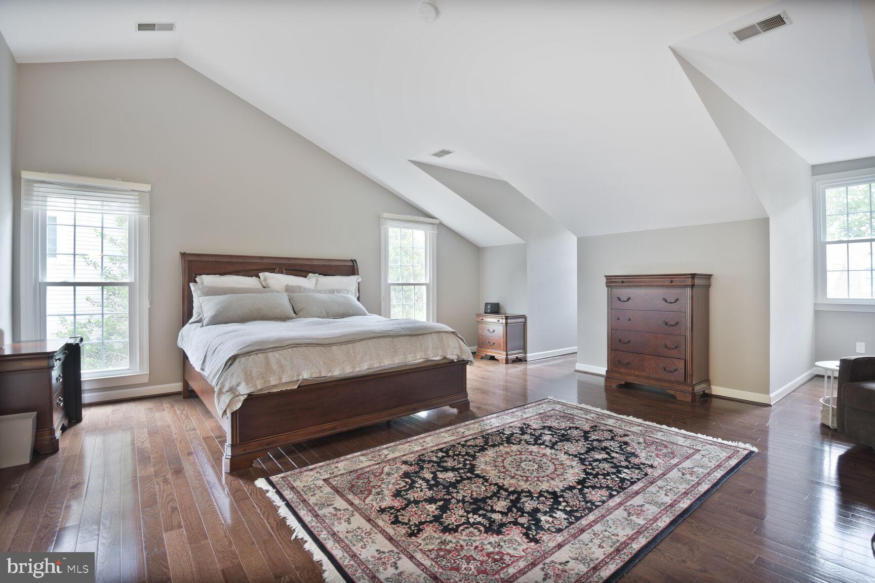 HALLOWELL - Residential