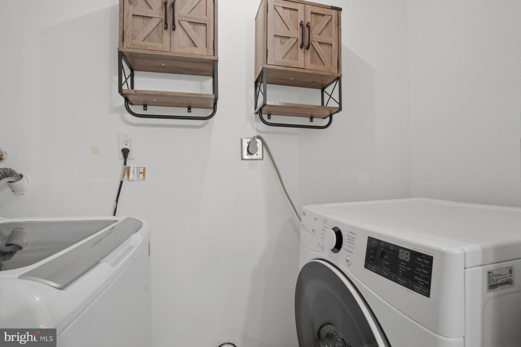 NEWINGTON HEIGHTS - Residential