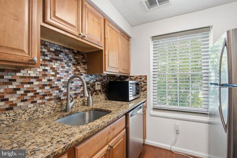 Tiny photo for 8621 Kenosha Court, LORTON, VA 22079 (MLS # VAFX2303374)