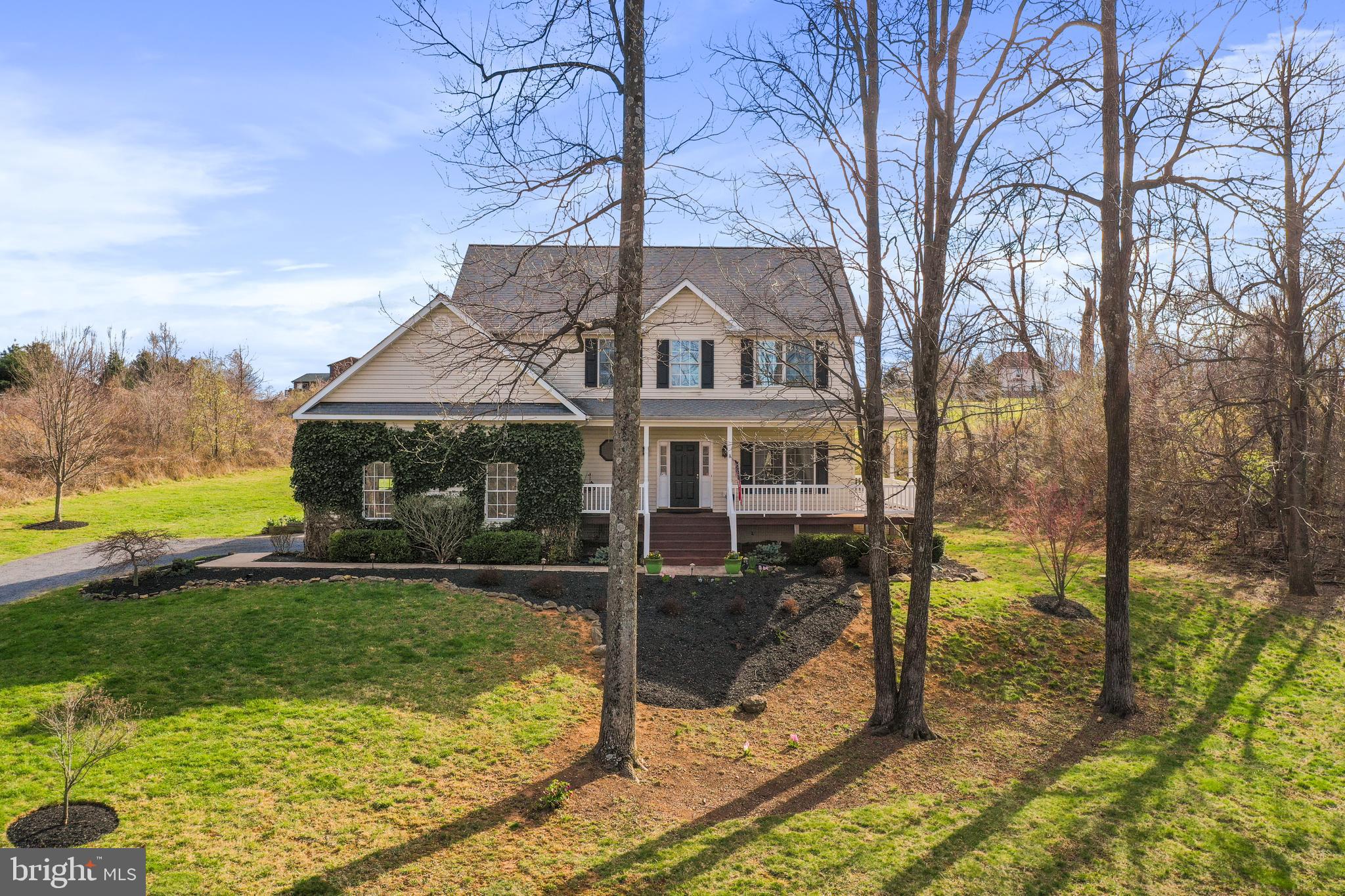 FREEZELAND MANOR - Residential