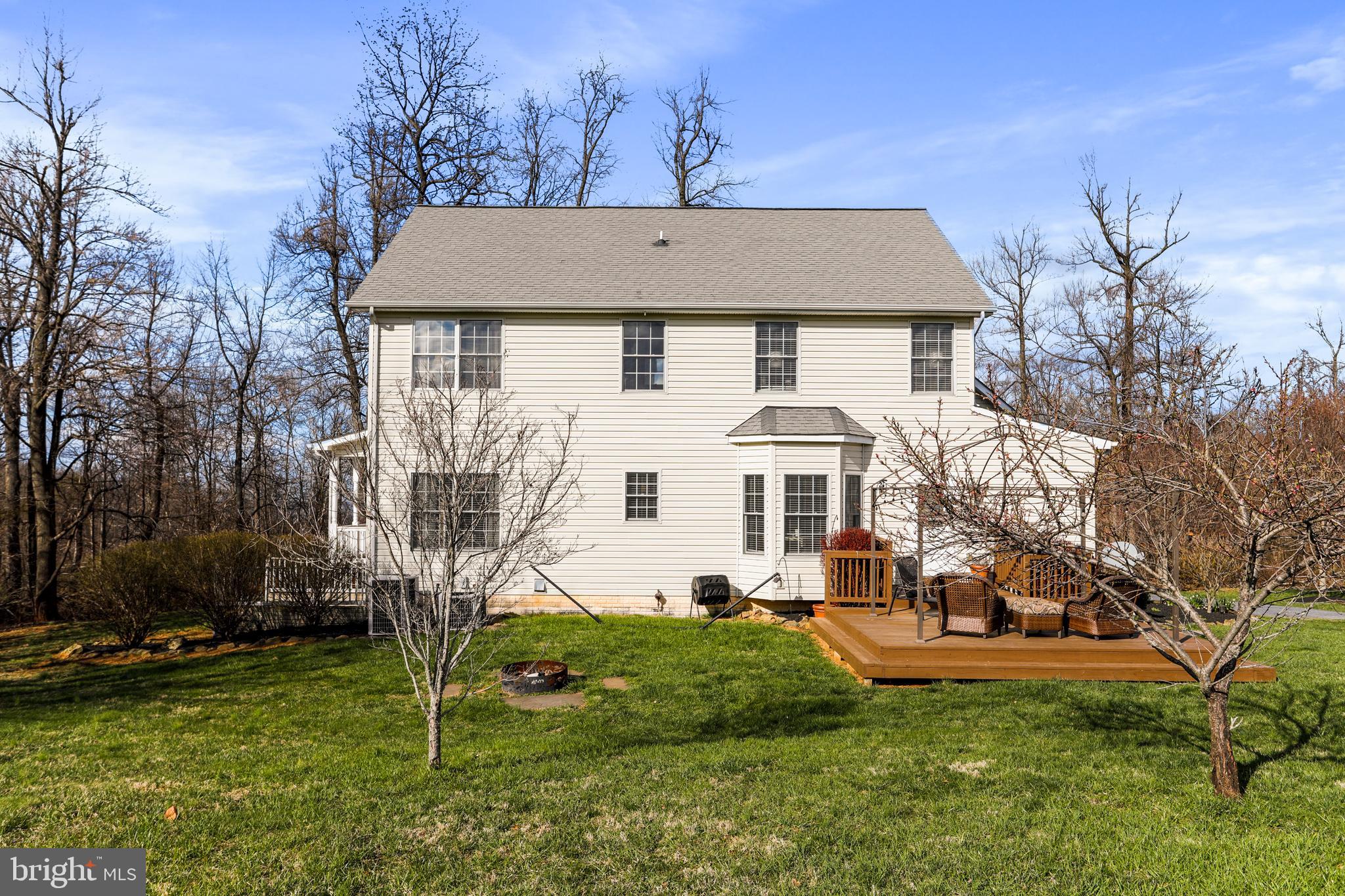 FREEZELAND MANOR - Residential